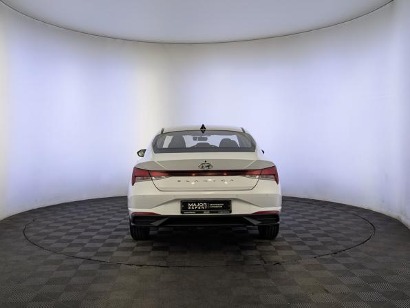 Hyundai Elantra VII (CN7) с пробегом 2022 года, цена 1 970 000 рублей, 42343 км, седан, Автокод Объявления
