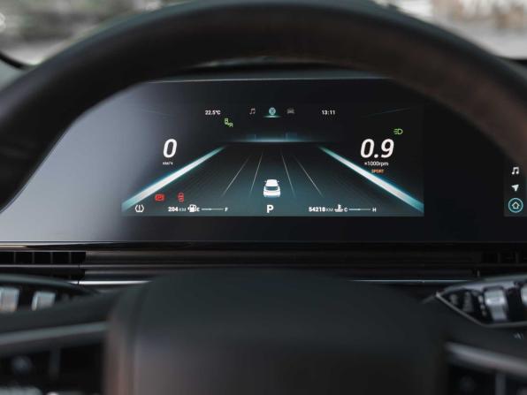 Omoda C5 I с пробегом 2023 года, цена 1 800 000 рублей, 54217 км, внедорожник, Автокод Объявления