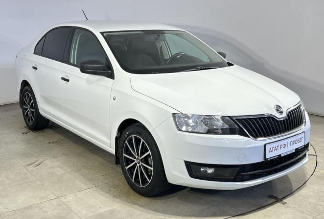 Skoda Rapid I с пробегом 2016 года, цена 970 000 рублей, 185703 км, лифтбек, Автокод Объявления