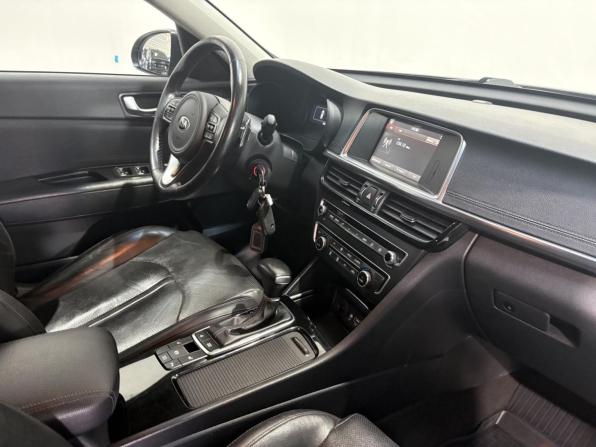 Kia Optima IV с пробегом 2017 года, цена 1 640 000 рублей, 169144 км, седан, Автокод Объявления
