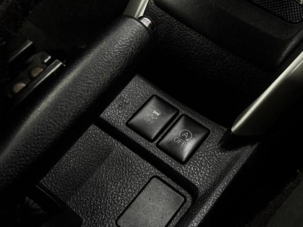 Toyota Corolla XI (E160 E170) Рестайлинг 2 с пробегом 2019 года, цена 1 284 000 рублей, 132082 км, универсал, Автокод Объявления