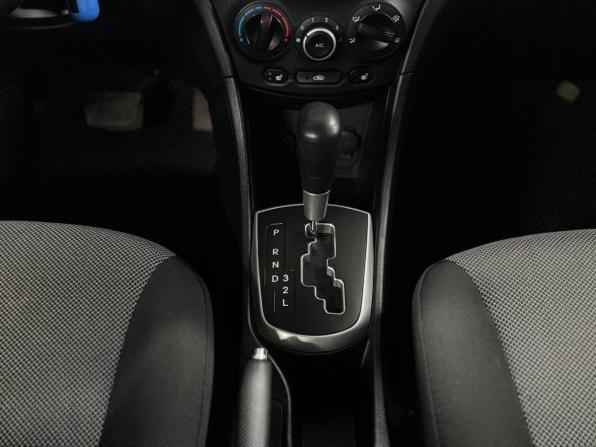 Hyundai Solaris I с пробегом 2012 года, цена 729 000 рублей, 127000 км, хэтчбек, Автокод Объявления