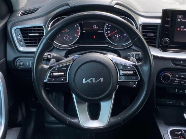 Kia Ceed III Рестайлинг с пробегом 2021 года, цена 1 999 000 рублей, 69328 км, универсал, Автокод Объявления