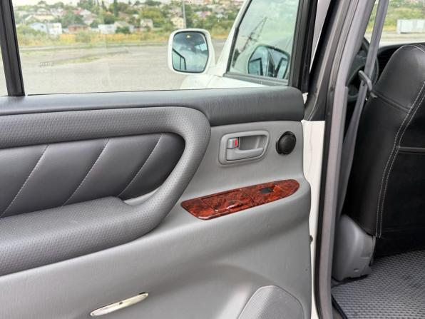 Toyota Land Cruiser 100 Series с пробегом 2001 года, цена 1 600 000 рублей, 552504 км, внедорожник, Автокод Объявления