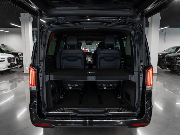 Mercedes-Benz V-Класс III (W447) Рестайлинг 2 с пробегом 2025 года, цена 13 500 000 рублей, 22 км, минивэн, Автокод Объявления