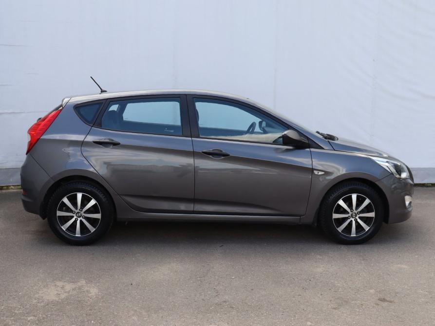 Hyundai Solaris I Рестайлинг Москва  - изображение 7