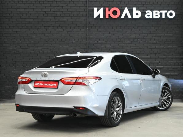Toyota Camry VIII (XV70) Рестайлинг с пробегом 2021 года, цена 2 920 000 рублей, 133200 км, седан, Автокод Объявления