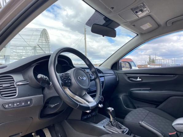 Kia Rio IV с пробегом 2017 года, цена 770 200 рублей, 256825 км, седан, Автокод Объявления