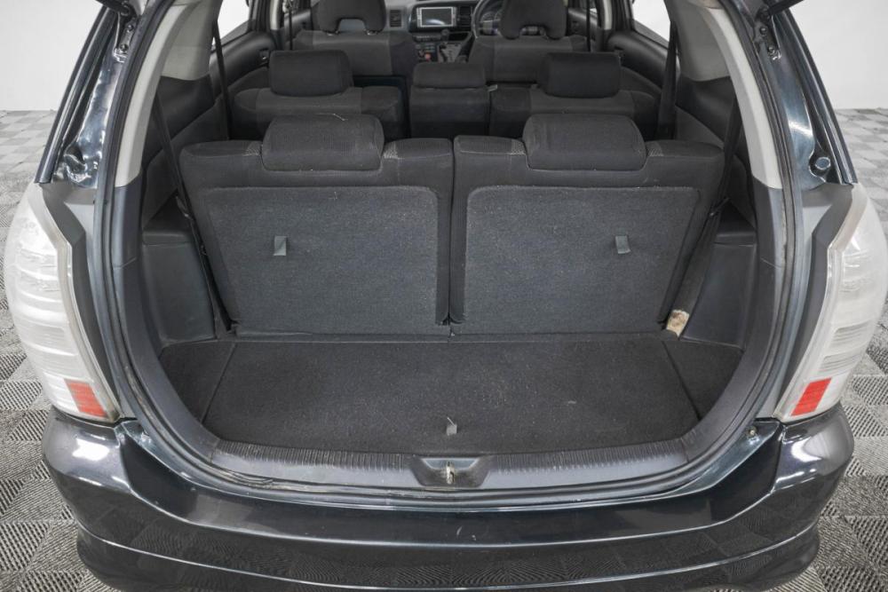 Toyota Wish I Кемерово  - изображение 8