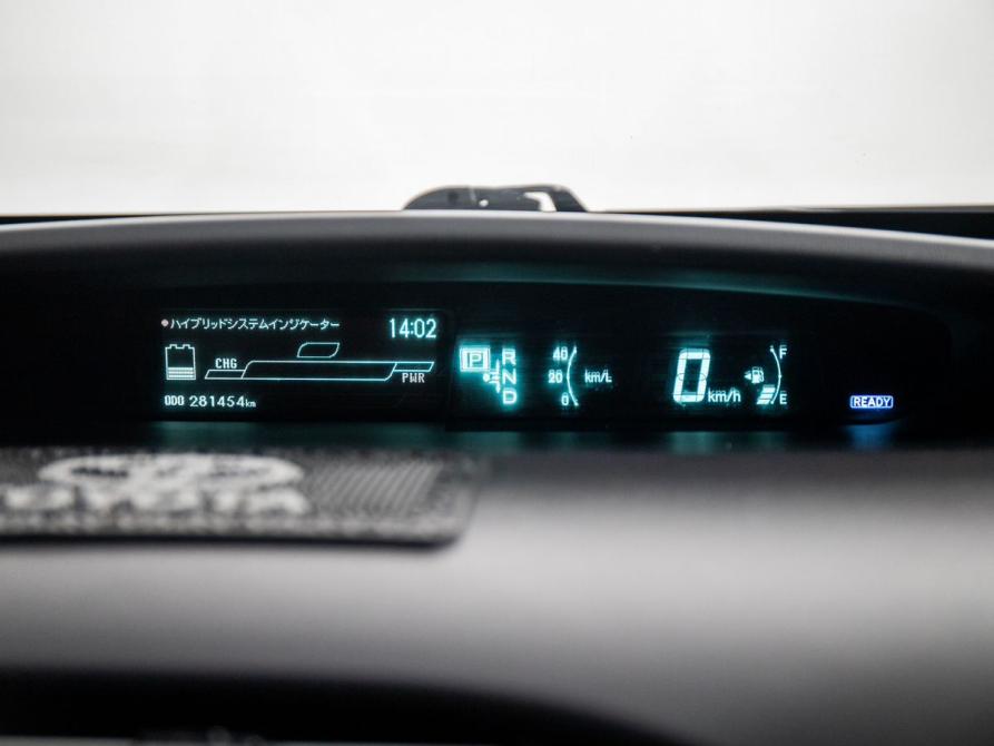 Toyota Prius III (XW30) Иркутск  - изображение 10