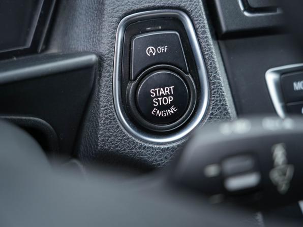 BMW 1 серии II (F20/F21) с пробегом 2012 года, цена 1 040 000 рублей, 171816 км, хэтчбек, Автокод Объявления