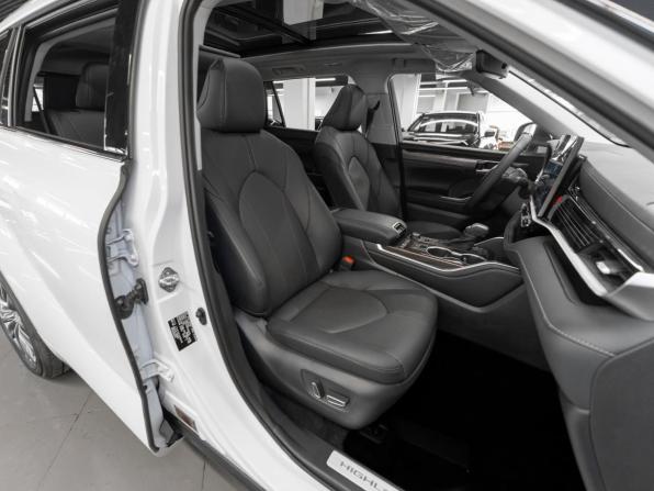 Toyota Highlander IV (XU70) с пробегом 2026 года, цена 6 050 000 рублей, 50 км, внедорожник, Автокод Объявления