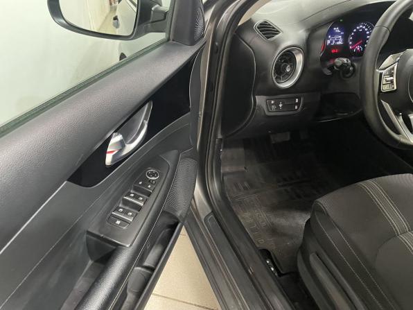 Kia Cerato IV Рестайлинг с пробегом 2022 года, цена 2 079 000 рублей, 113094 км, седан, Автокод Объявления