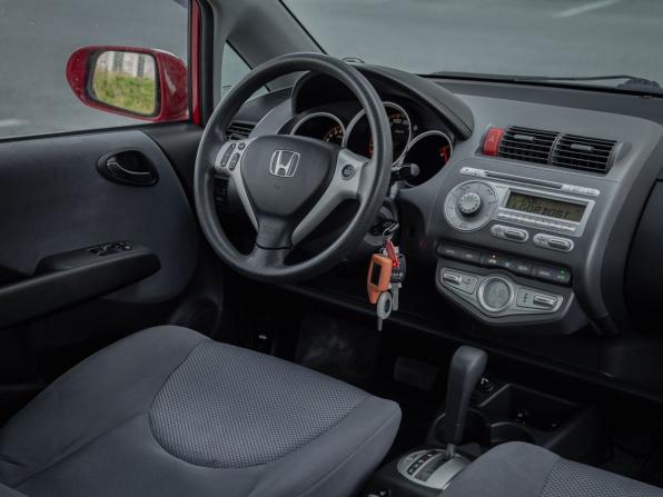 Honda Jazz I Рестайлинг с пробегом 2007 года, цена 599 000 рублей, 102000 км, хэтчбек, Автокод Объявления