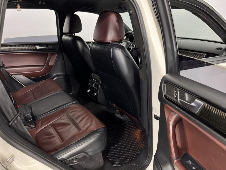 Volkswagen Touareg II Калининград  - изображение 11
