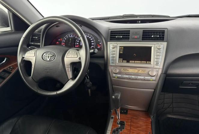 Toyota Camry VI (XV40) Рестайлинг с пробегом 2011 года, цена 1 330 000 рублей, 246597 км, седан, Автокод Объявления