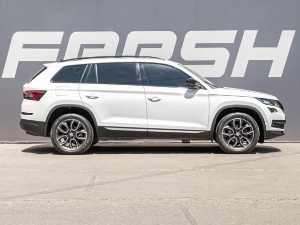 Skoda Kodiaq I с пробегом 2019 года, цена 3 270 000 рублей, 88712 км, внедорожник, Автокод Объявления