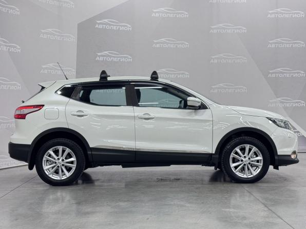 Nissan Qashqai II с пробегом 2014 года, цена 1 699 000 рублей, 104612 км, внедорожник, Автокод Объявления