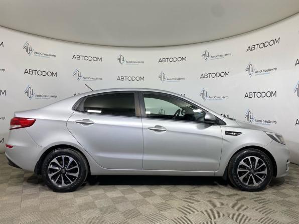 Kia Rio III Рестайлинг с пробегом 2016 года, цена 747 500 рублей, 161000 км, седан, Автокод Объявления