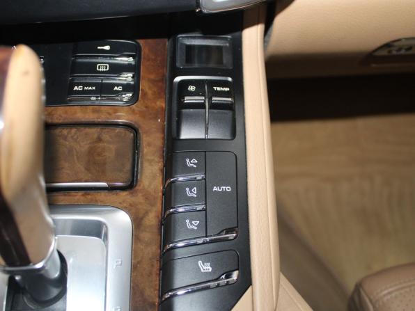Porsche Cayenne II (958) с пробегом 2011 года, цена 2 099 900 рублей, 150112 км, внедорожник, Автокод Объявления
