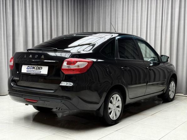 Lada (ВАЗ) Granta I Рестайлинг с пробегом 2019 года, цена 799 000 рублей, 64000 км, лифтбек, Автокод Объявления
