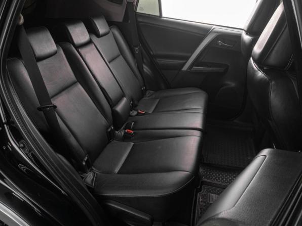 Toyota RAV4 IV (XA40) Рестайлинг с пробегом 2017 года, цена 2 349 000 рублей, 153364 км, внедорожник, Автокод Объявления