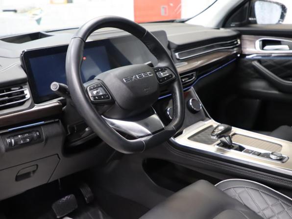 Exeed VX I с пробегом 2022 года, цена 2 090 000 рублей, 135000 км, внедорожник, Автокод Объявления