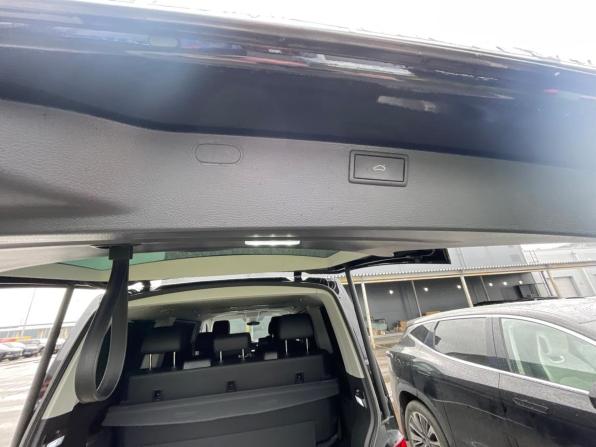 Volkswagen Multivan T6 Рестайлинг с пробегом 2022 года, цена 8 394 000 рублей, 58696 км, минивэн, Автокод Объявления