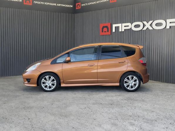 Honda Fit II с пробегом 2009 года, цена 847 000 рублей, 91820 км, хэтчбек, Автокод Объявления