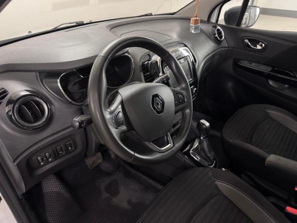 Renault Kaptur I с пробегом 2018 года, цена 1 724 000 рублей, 112300 км, внедорожник, Автокод Объявления
