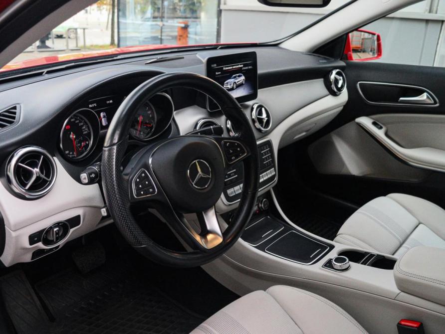 Mercedes-Benz GLA I (X156) Рестайлинг Москва  - изображение 12