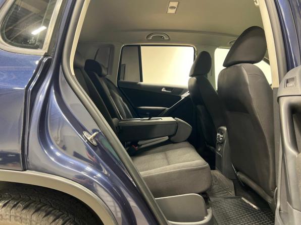 Volkswagen Tiguan I Рестайлинг с пробегом 2012 года, цена 939 000 рублей, 216406 км, внедорожник, Автокод Объявления