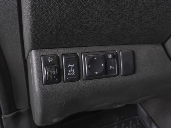 Nissan Navara (Frontier) III (D40) Рестайлинг с пробегом 2011 года, цена 1 450 000 рублей, 202995 км, offers.body_type.unknown, Автокод Объявления