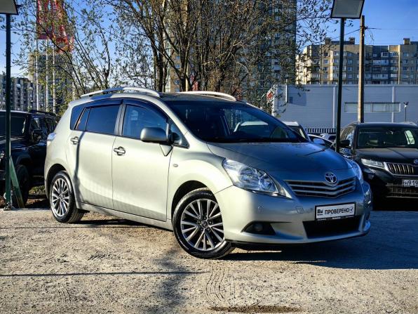 Toyota Verso I Рестайлинг с пробегом 2012 года, цена 1 209 000 рублей, 187000 км, компактвэн, Автокод Объявления