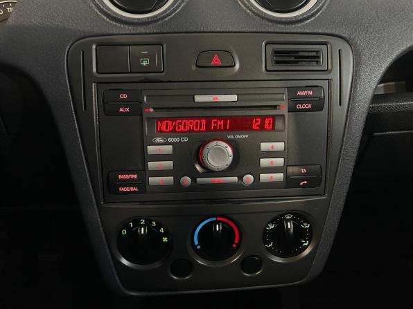 Ford Fusion I Рестайлинг с пробегом 2007 года, цена 459 900 рублей, 198024 км, хэтчбек, Автокод Объявления