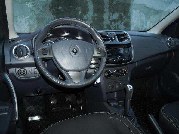 Renault Sandero II с пробегом 2014 года, цена 1 079 000 рублей, 29554 км, хэтчбек, Автокод Объявления