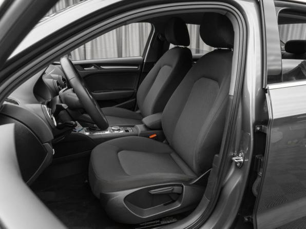 Audi A3 III (8V) Рестайлинг с пробегом 2019 года, цена 2 390 000 рублей, 53785 км, седан, Автокод Объявления