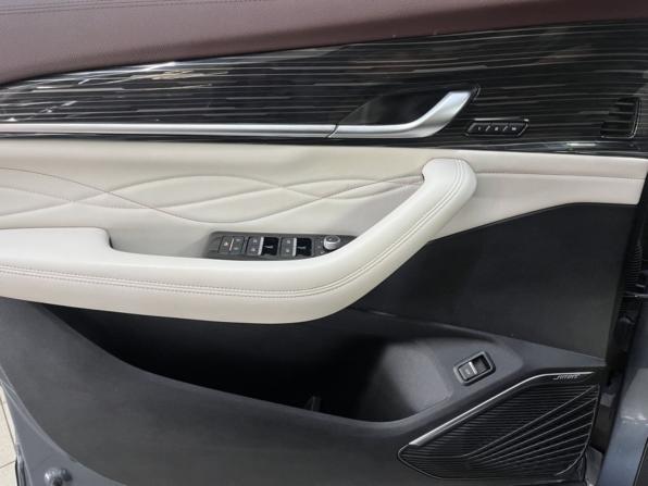 Geely Monjaro I с пробегом 2023 года, цена 3 195 000 рублей, 52715 км, внедорожник, Автокод Объявления