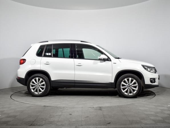 Volkswagen Tiguan I Рестайлинг с пробегом 2016 года, цена 1 401 000 рублей, 137346 км, внедорожник, Автокод Объявления