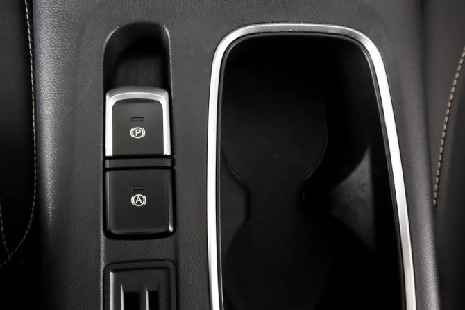 Chevrolet Captiva II с пробегом 2022 года, цена 1 799 000 рублей, 37000 км, внедорожник, Автокод Объявления