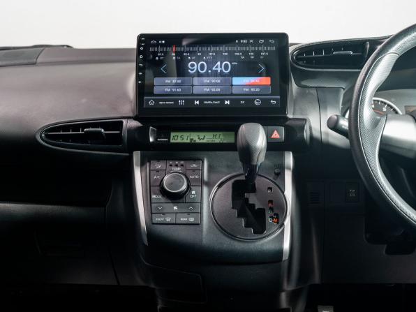 Toyota Wish II Рестайлинг с пробегом 2012 года, цена 1 350 000 рублей, 144600 км, минивэн, Автокод Объявления