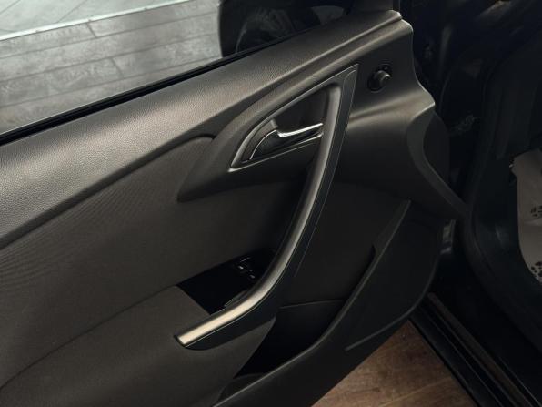 Opel Astra J с пробегом 2012 года, цена 890 300 рублей, 174749 км, хэтчбек, Автокод Объявления