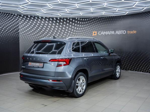 Skoda Karoq I с пробегом 2020 года, цена 2 088 000 рублей, 109881 км, внедорожник, Автокод Объявления