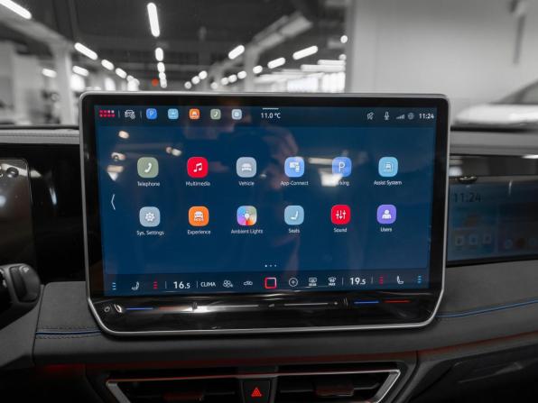 Volkswagen Tiguan III (China Market) с пробегом 2026 года, цена 5 000 000 рублей, 30 км, внедорожник, Автокод Объявления