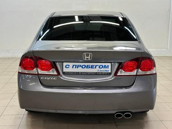 Honda Civic VIII Рестайлинг с пробегом 2010 года, цена 717 000 рублей, 307049 км, седан, Автокод Объявления