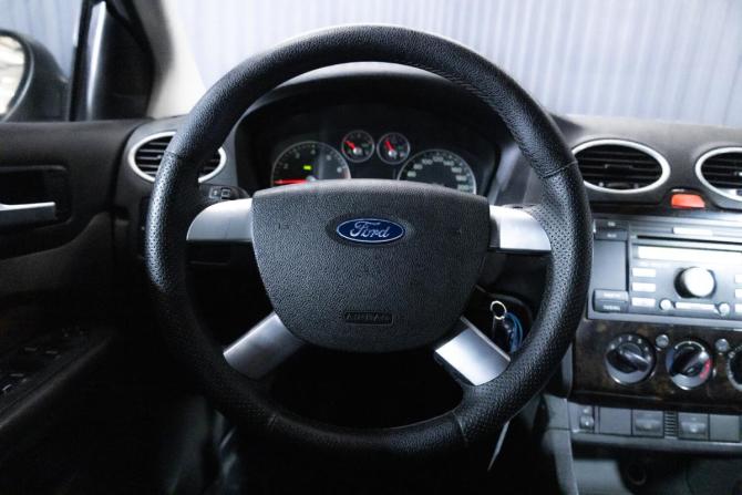 Ford Focus II с пробегом 2006 года, цена 429 000 рублей, 208261 км, седан, Автокод Объявления
