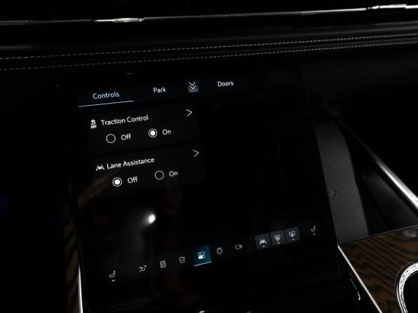 Cadillac Escalade V Рестайлинг с пробегом 2025 года, цена 20 700 000 рублей, 400 км, внедорожник, Автокод Объявления