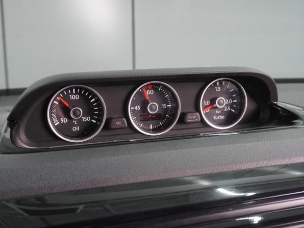 Volkswagen Beetle II (A5) с пробегом 2013 года, цена 1 249 000 рублей, 177875 км, хэтчбек, Автокод Объявления