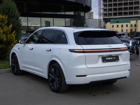 Li Auto (Lixiang) L7 I Рестайлинг с пробегом 2025 года, цена 7 350 000 рублей, 15657 км, внедорожник, Автокод Объявления