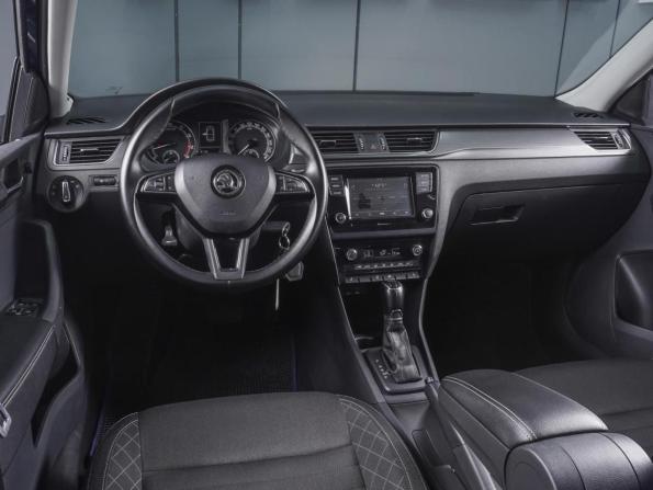 Skoda Rapid I с пробегом 2017 года, цена 1 150 000 рублей, 161126 км, лифтбек, Автокод Объявления